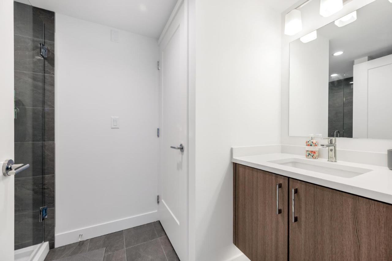 Villa New 3Bd Townhouse Near Qe Park Vancouver Exterior foto